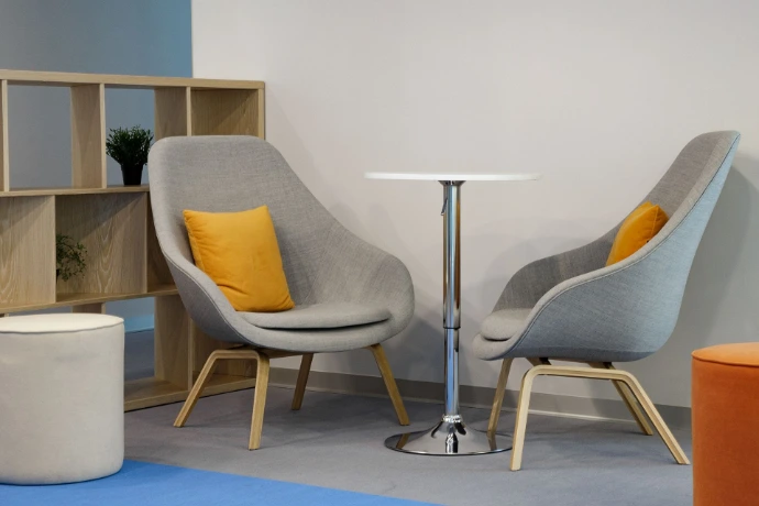 MillerKnoll Sofas and Tables for Office Lounge