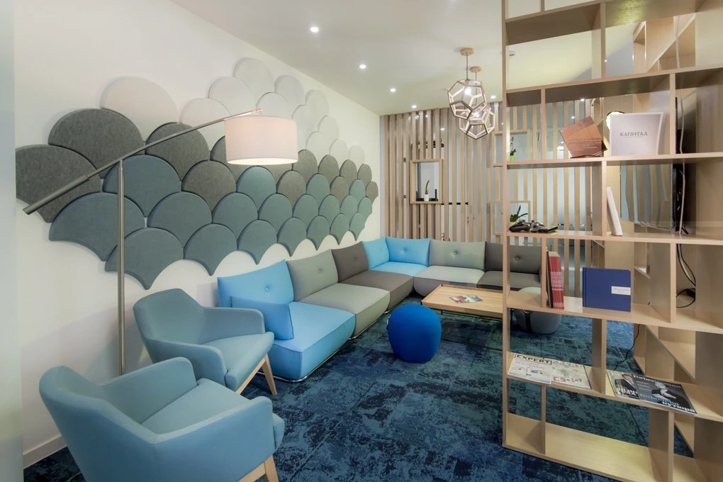 Столы Herman Miller Tier Cafe — зона неформального сотрудничества, офис консалтинга Алматы Казахстан