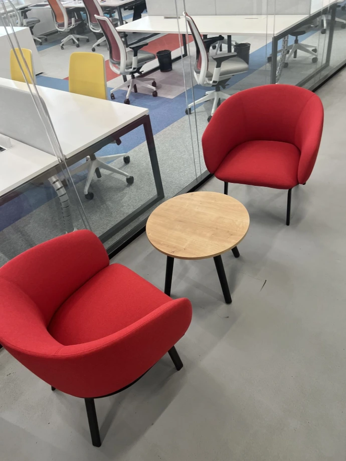 MillerKnoll Lounge Sofa Chairs for comfortable sitting
