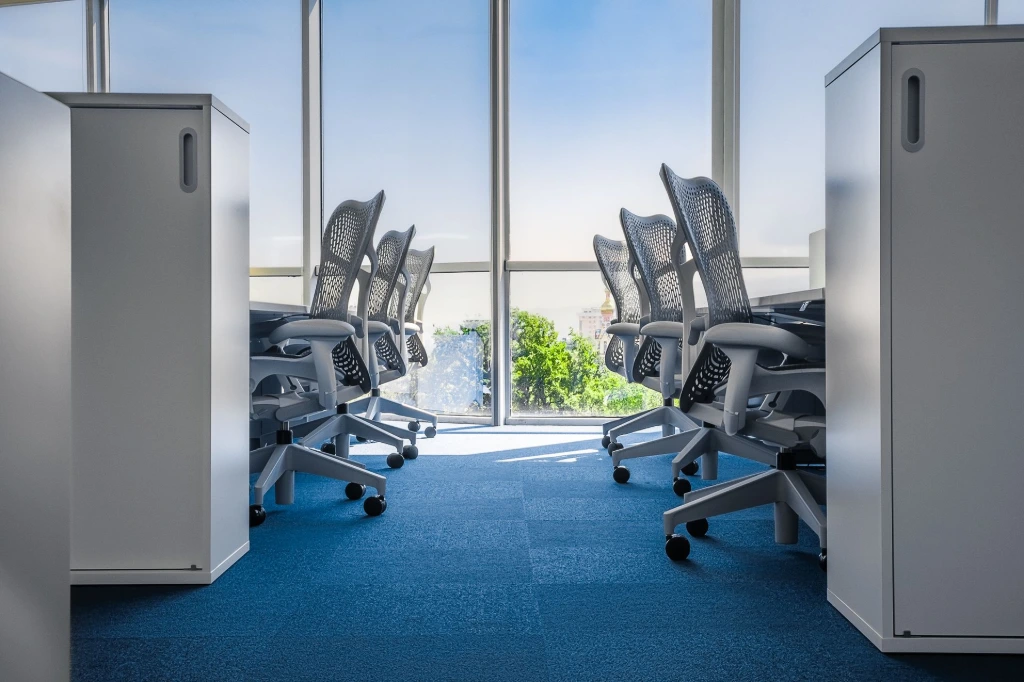 Herman Miller Knoll executive furniture — partner office, global payments company Kazakhstan